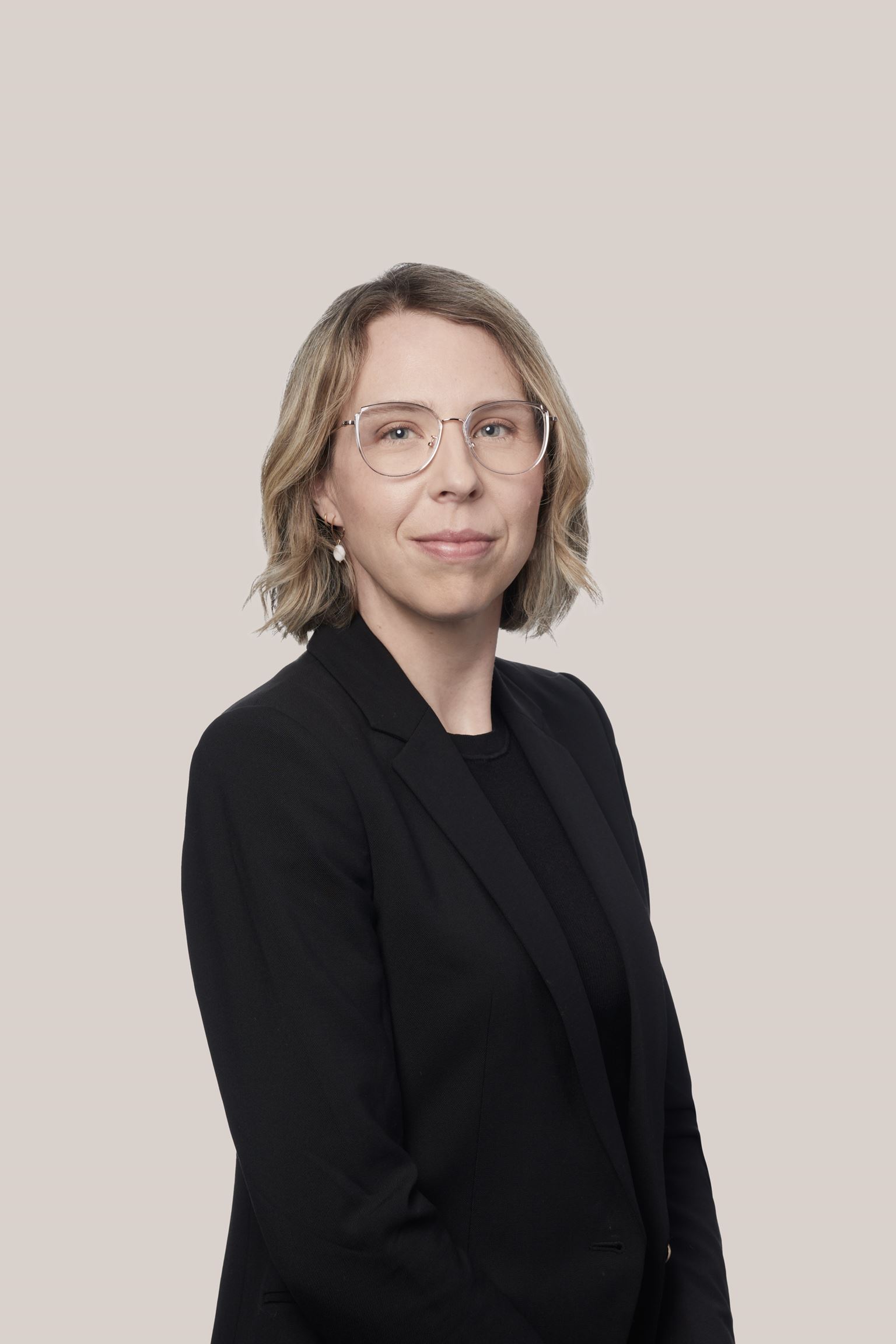 Gabrielle Goodfellow, Stagiaire en droit